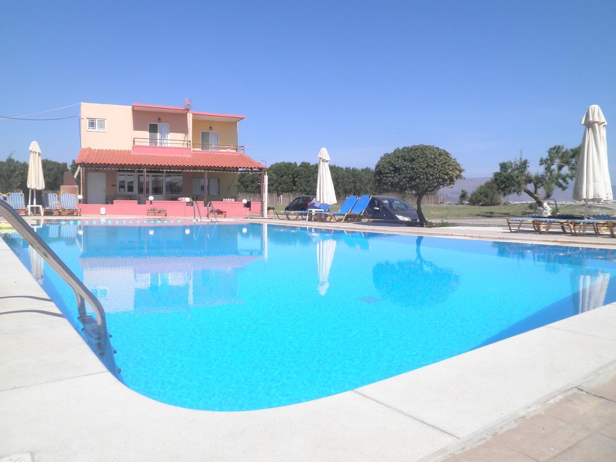 Haridimos Apartments Tavronitis  Exterior photo
